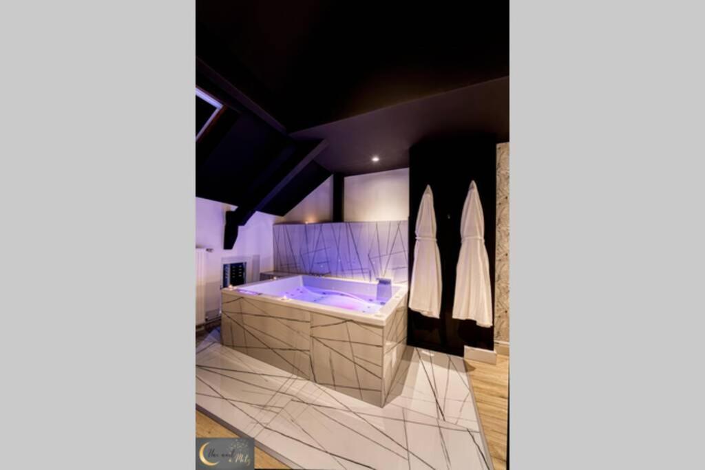 Le Loft Spa Au Coeur De Μετς Εξωτερικό φωτογραφία