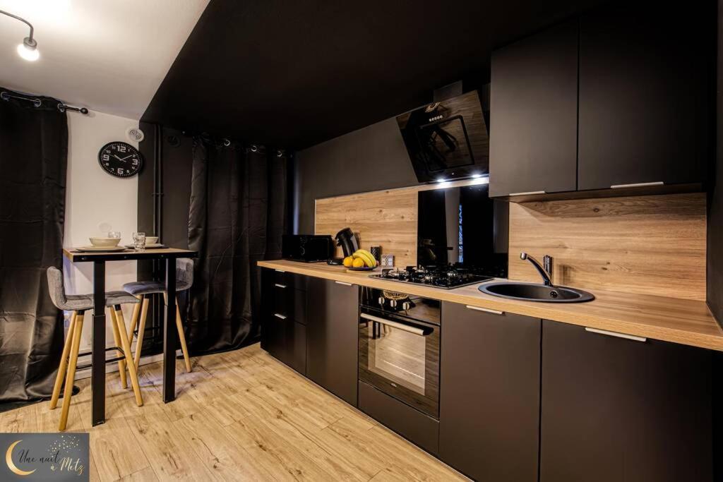 Le Loft Spa Au Coeur De Μετς Εξωτερικό φωτογραφία
